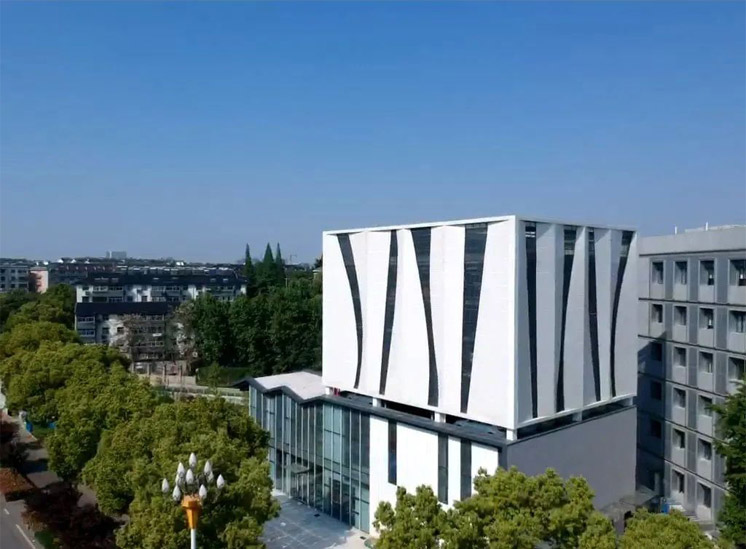 Z6�������й��ٷ���վ